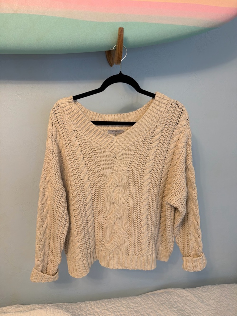 FAVLUX Cream Cable Knit V-Neck Sweater
